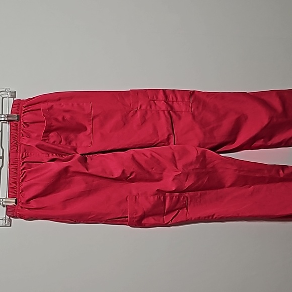 Pink XS Scrub Set - Picture 11 of 13